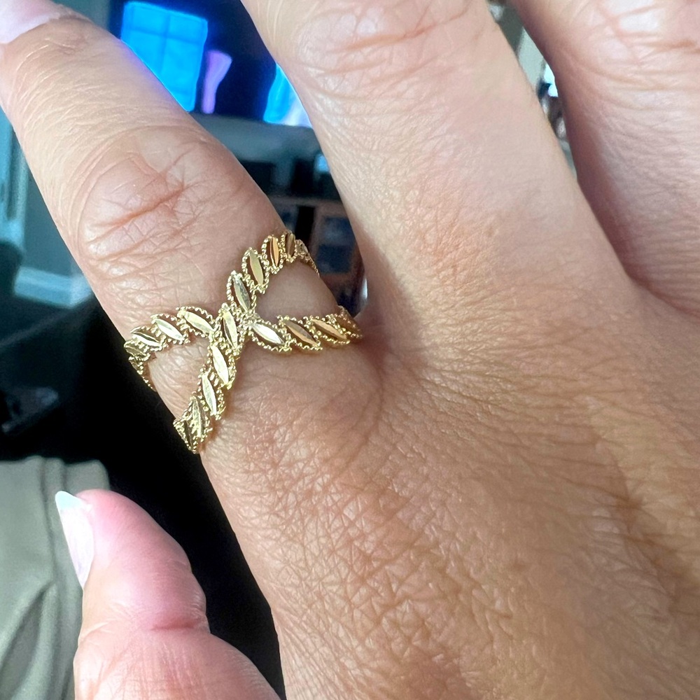 Intricate X 18k real gold ring